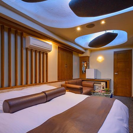Water Hotel Mw (Adults Only) Saitama Bagian luar foto