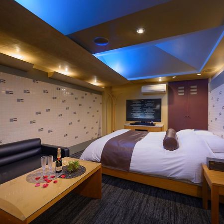 Water Hotel Mw (Adults Only) Saitama Bagian luar foto