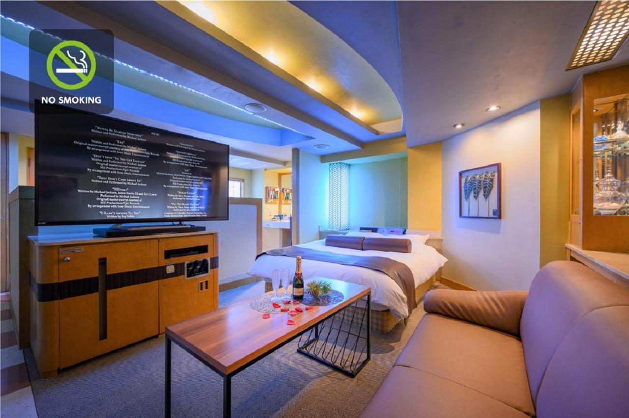 Water Hotel Mw (Adults Only) Saitama Bagian luar foto