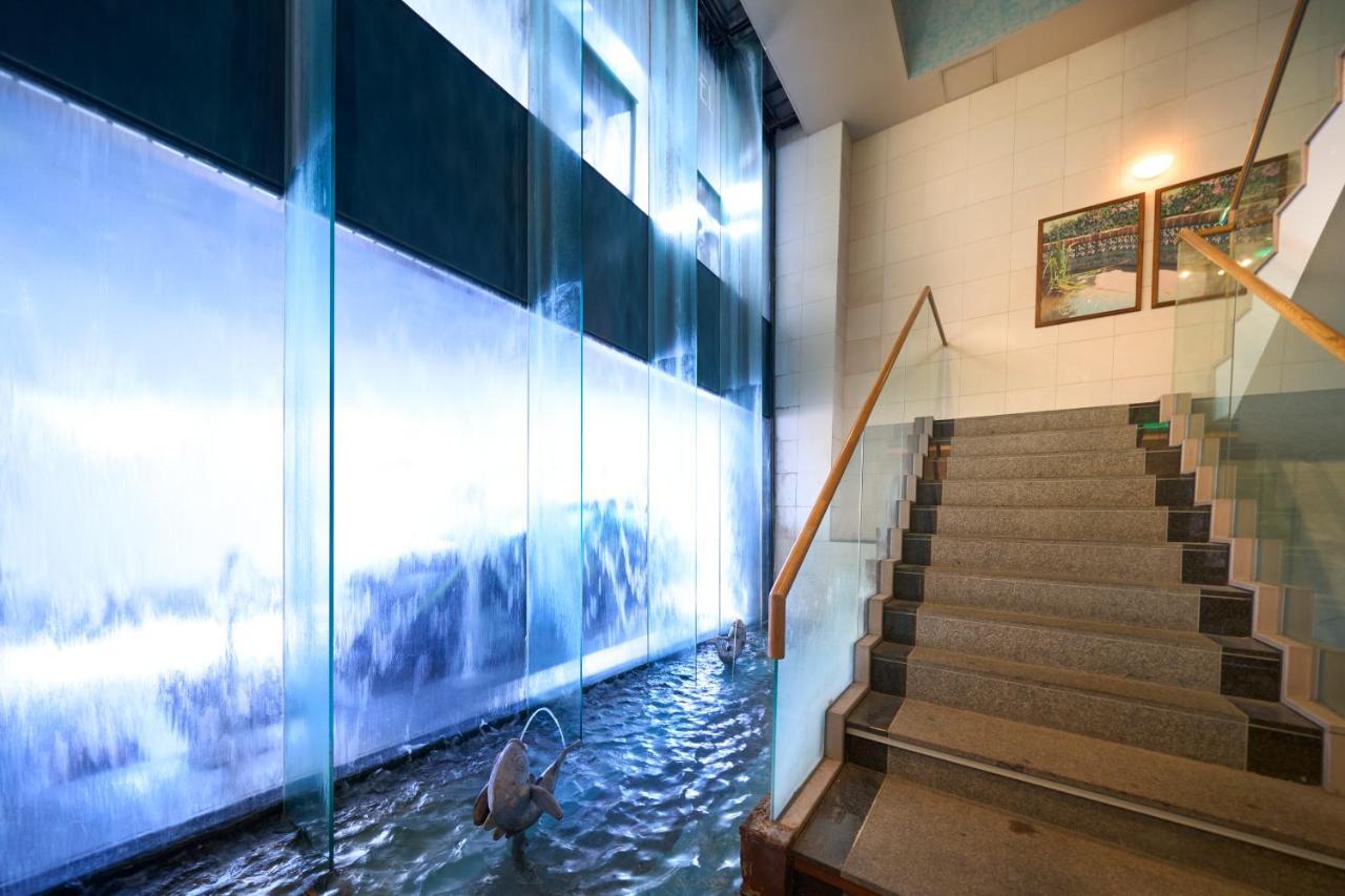 Water Hotel Mw (Adults Only) Saitama Bagian luar foto