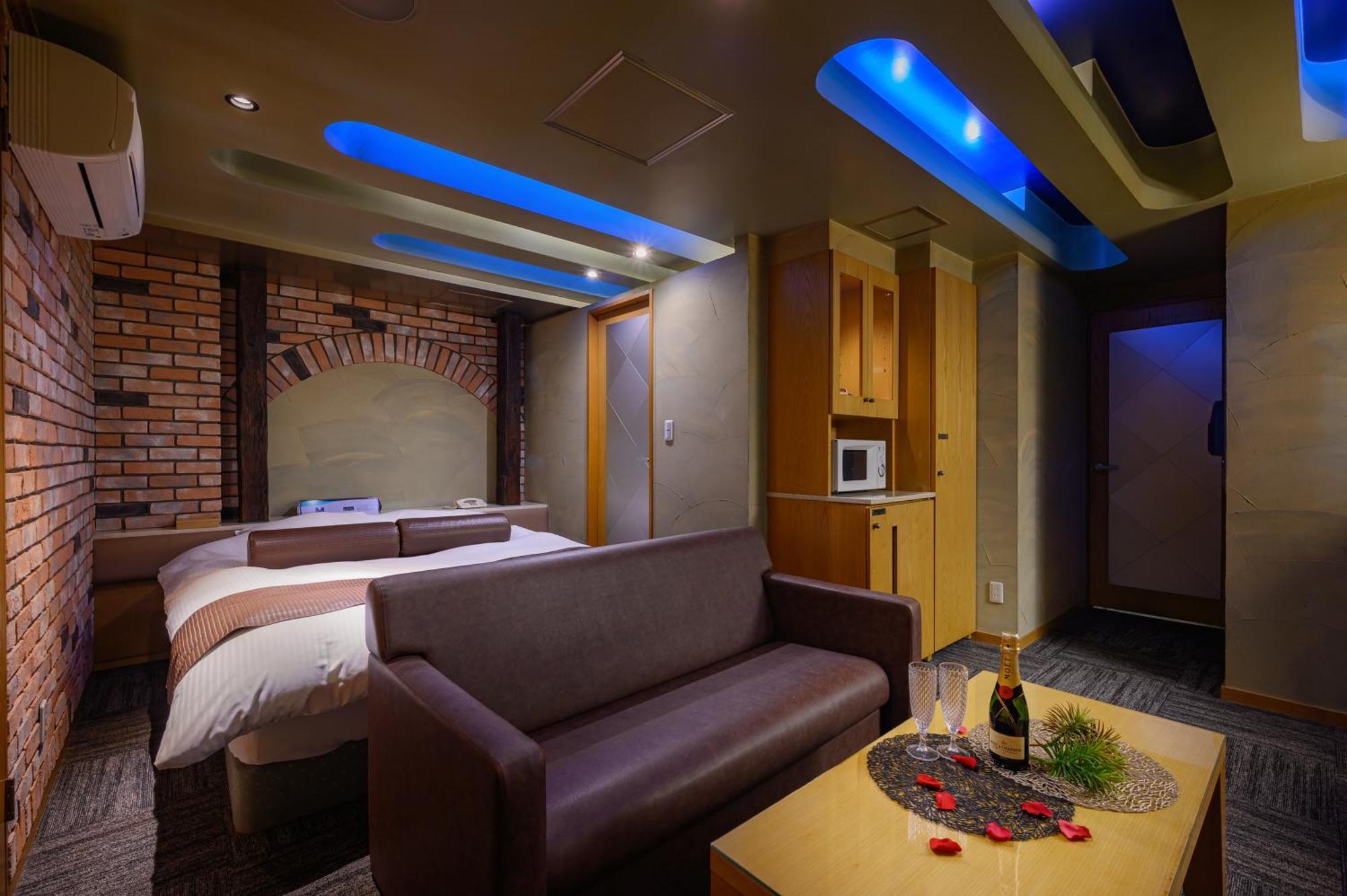 Water Hotel Mw (Adults Only) Saitama Bagian luar foto