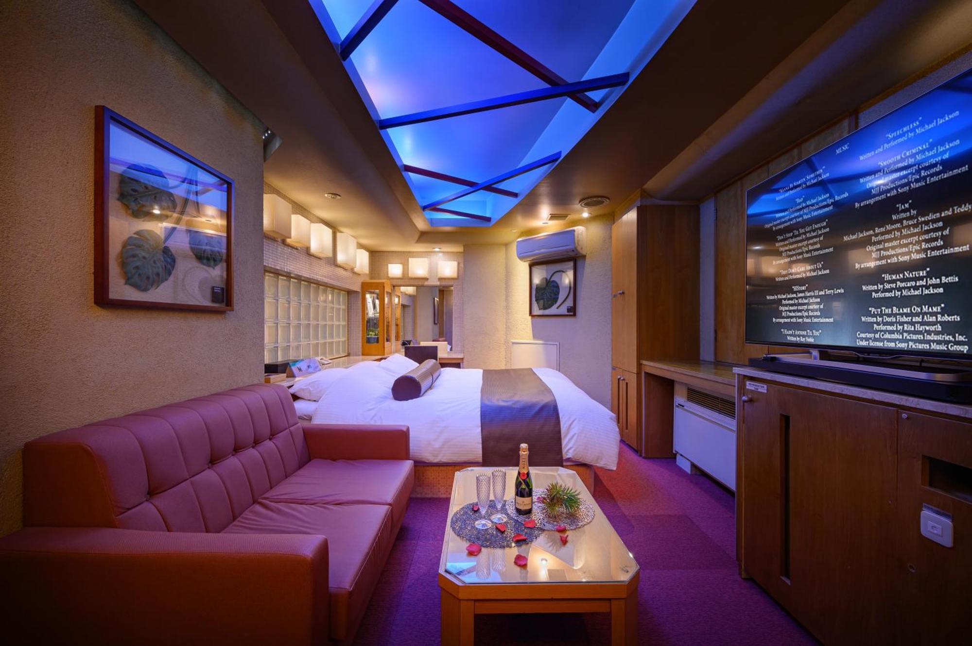 Water Hotel Mw (Adults Only) Saitama Bagian luar foto