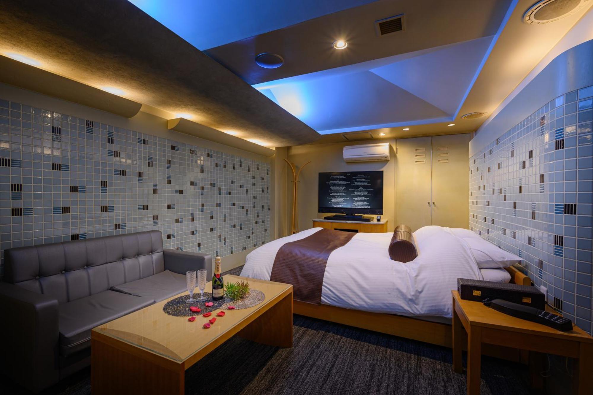Water Hotel Mw (Adults Only) Saitama Bagian luar foto